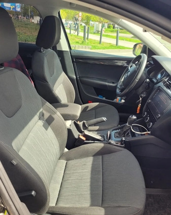 Skoda Octavia cena 63500 przebieg: 159000, rok produkcji 2019 z Kielce małe 46